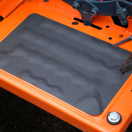 H3402N-Black-Coarse-Safety-Grip-Applied-to-Construction-Equipment-4