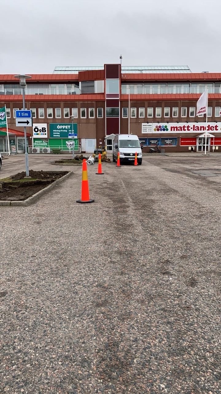 (Pakke med 10) - Flexibarrier T-Topp Trafikkjegle Med Base