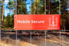 Firmaskilt for midlertidig gjerde