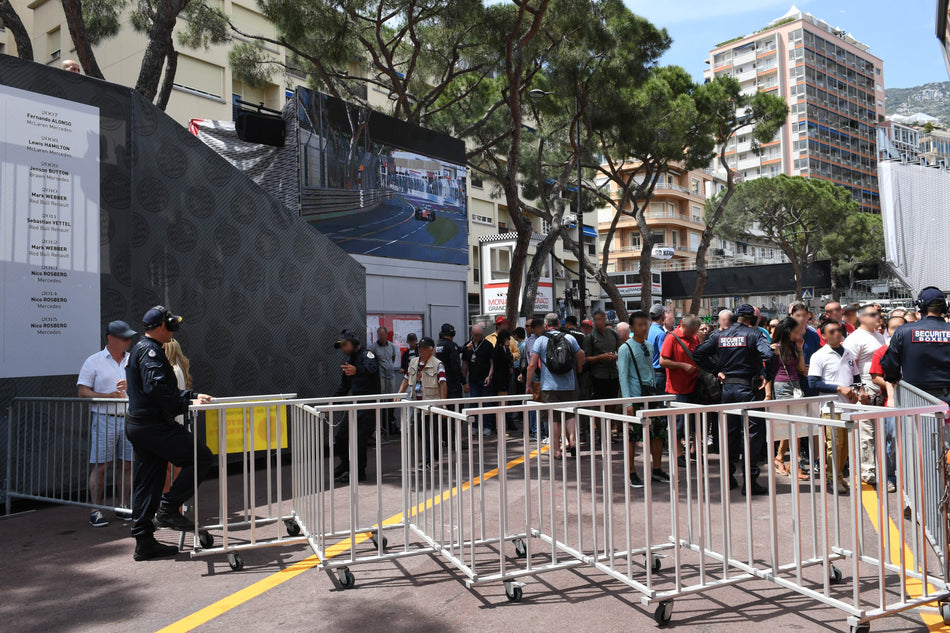 Forlengbar aluminium sikkerhetsbarriere