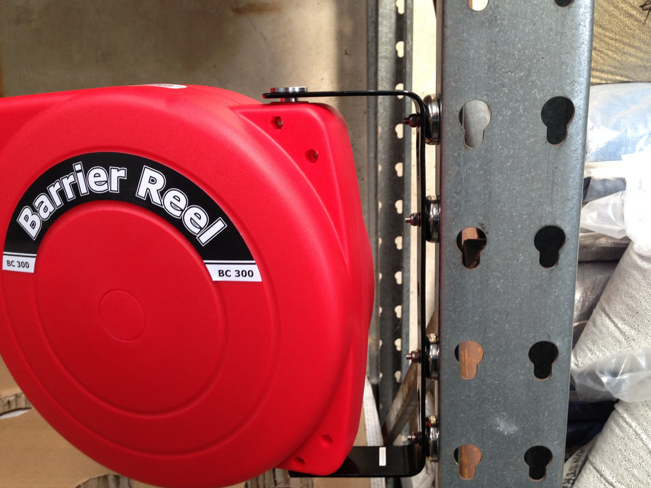 Uttrekkbar sikkerhetsavspærring –Barrier Reel Magnet- kraftig bånd med magnet (15 – 25 meter)